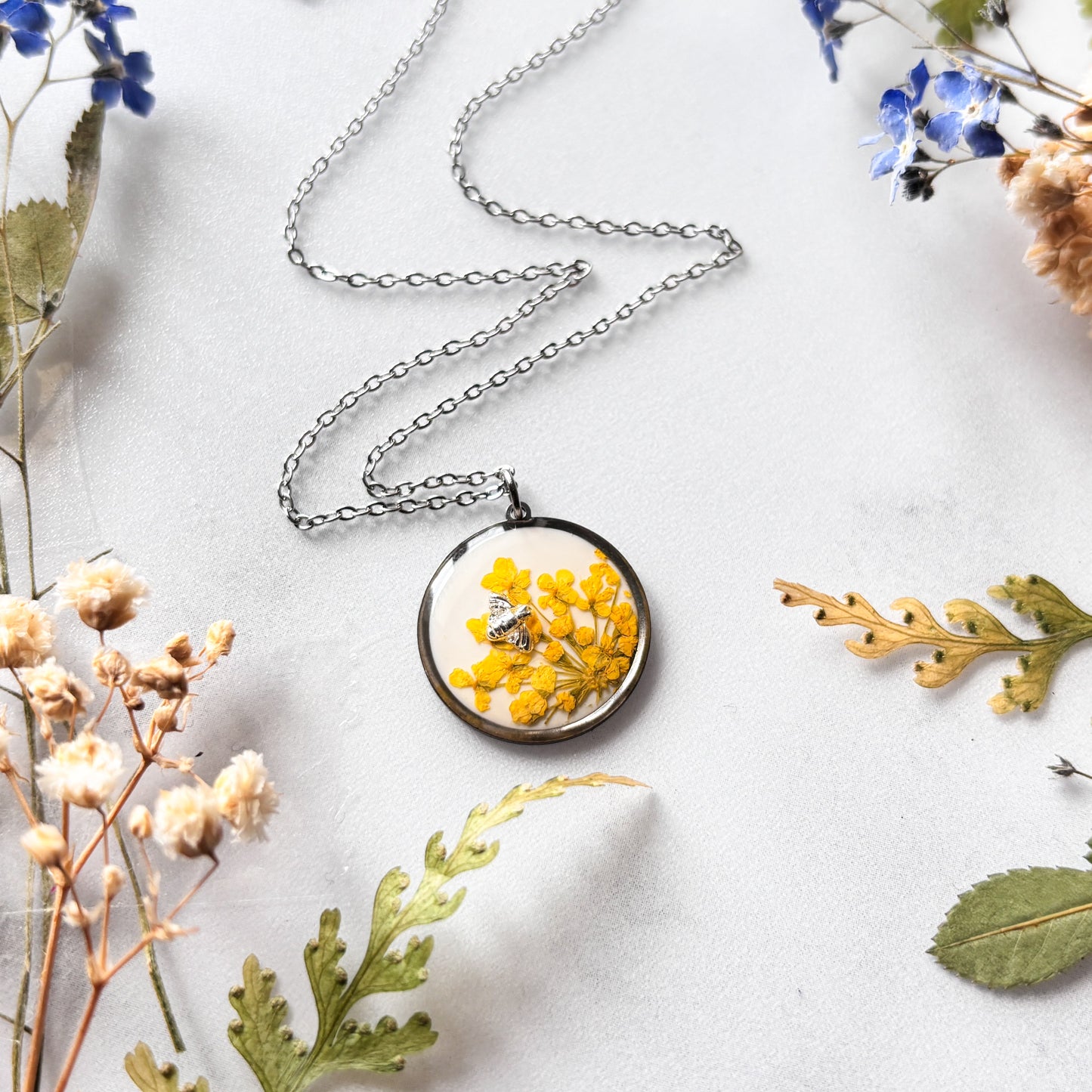 Yellow Flower Bee Necklace